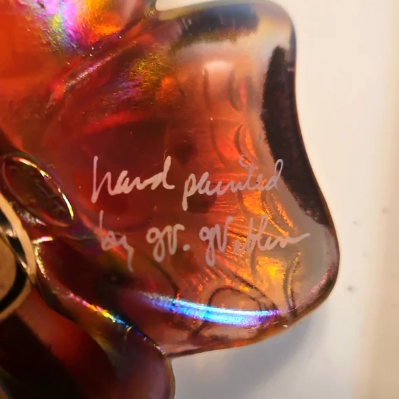 Hand Painted And Signed Fenton Purple and Gold Glass Art Butterfly - Picture 5 of 5